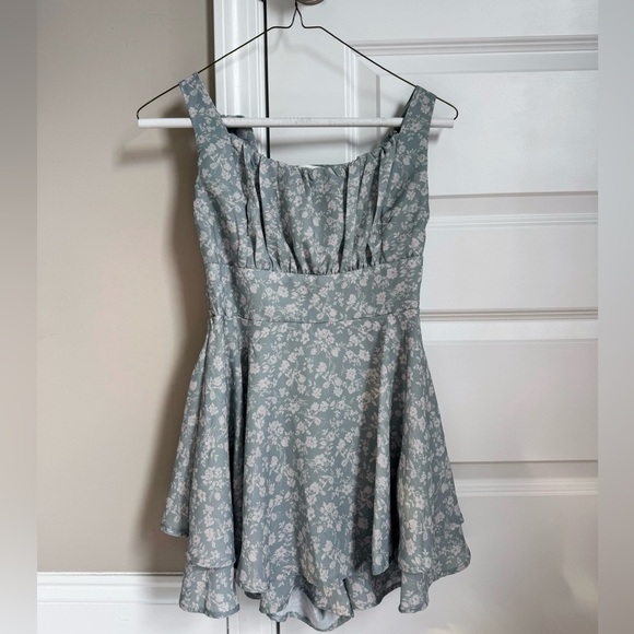 Floral Sleeveless Romper - Picture 1 of 5